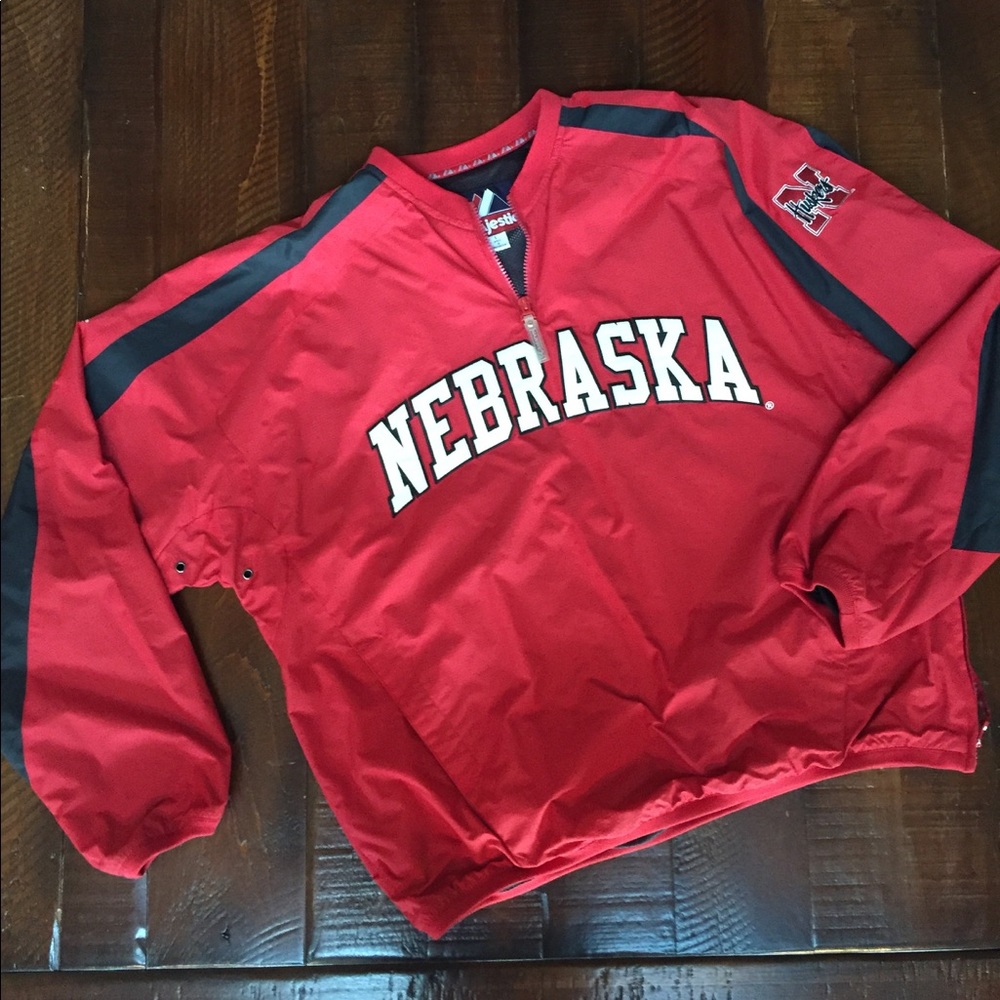 Men’s L Husker Majestic Rain Coat